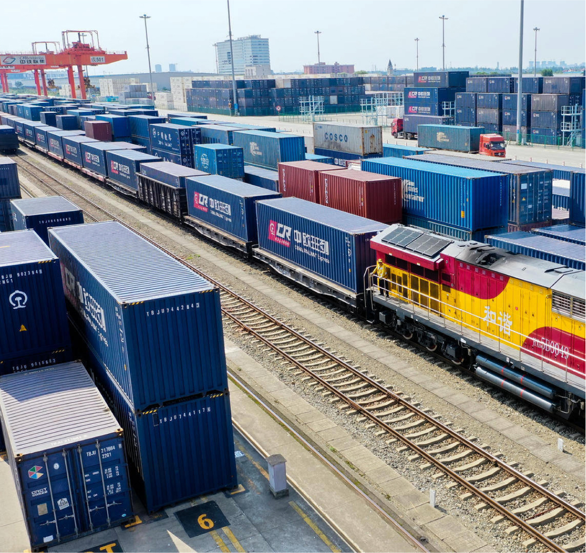 中實(shí)業(yè)績(jī)圖片整理_畫(huà)板 1 副本 5.jpg